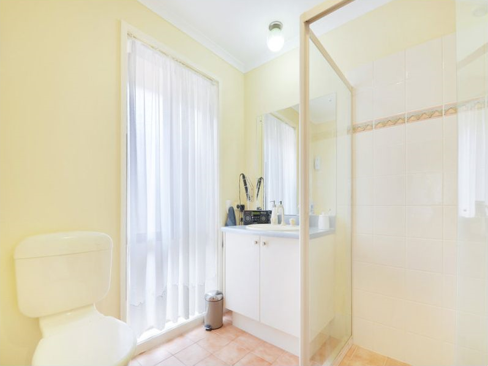 8 Rockingham Drive, Lightsview