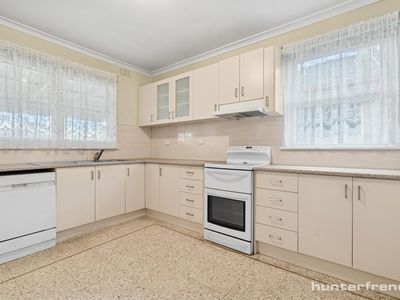 12 Bruce Street, Laverton
