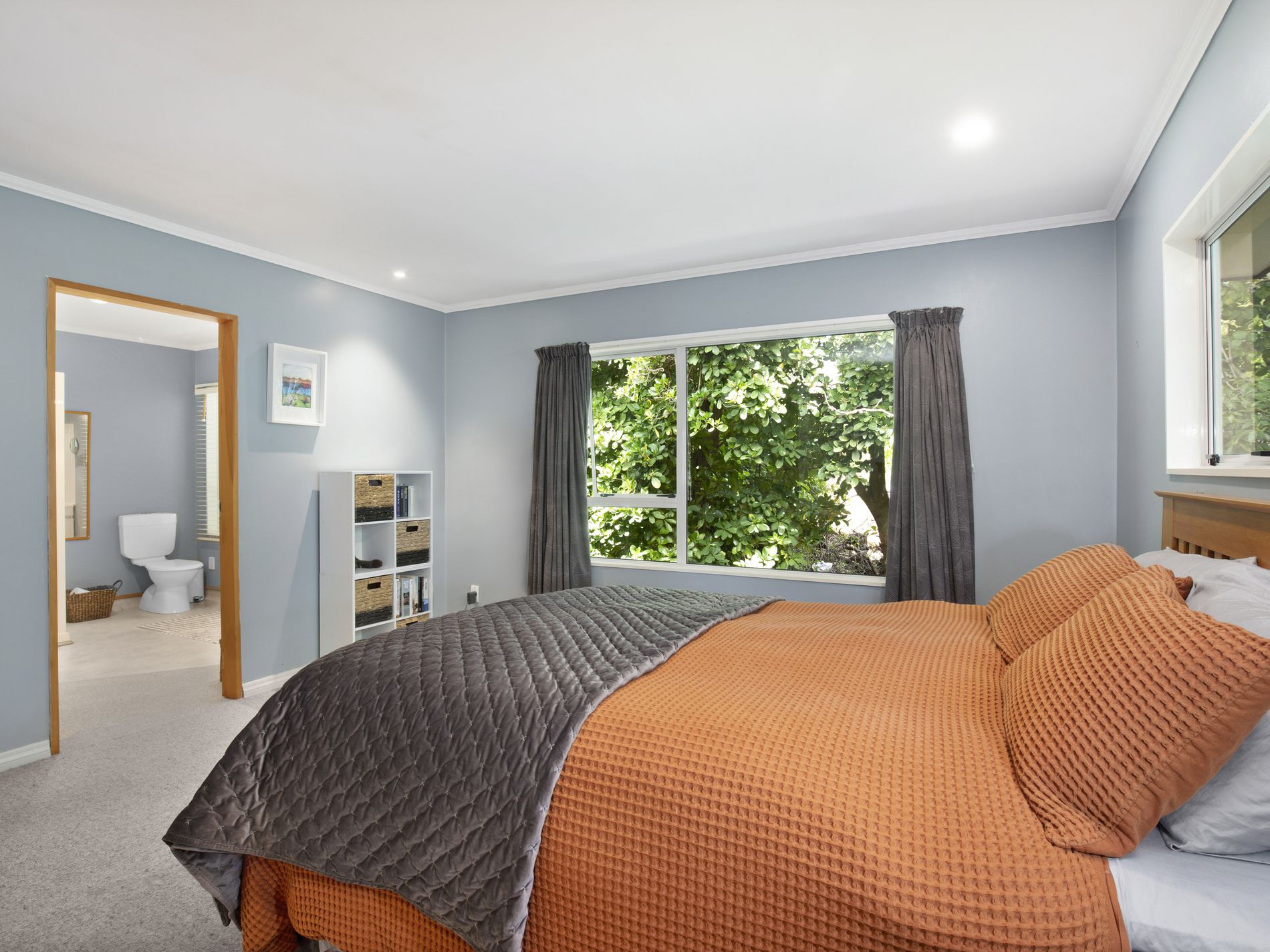 23 Renown Road, Raumati South