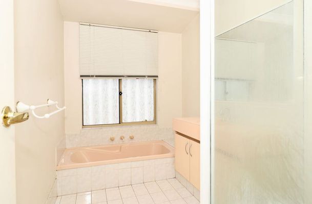 32 Argonaut Avenue , Waikiki