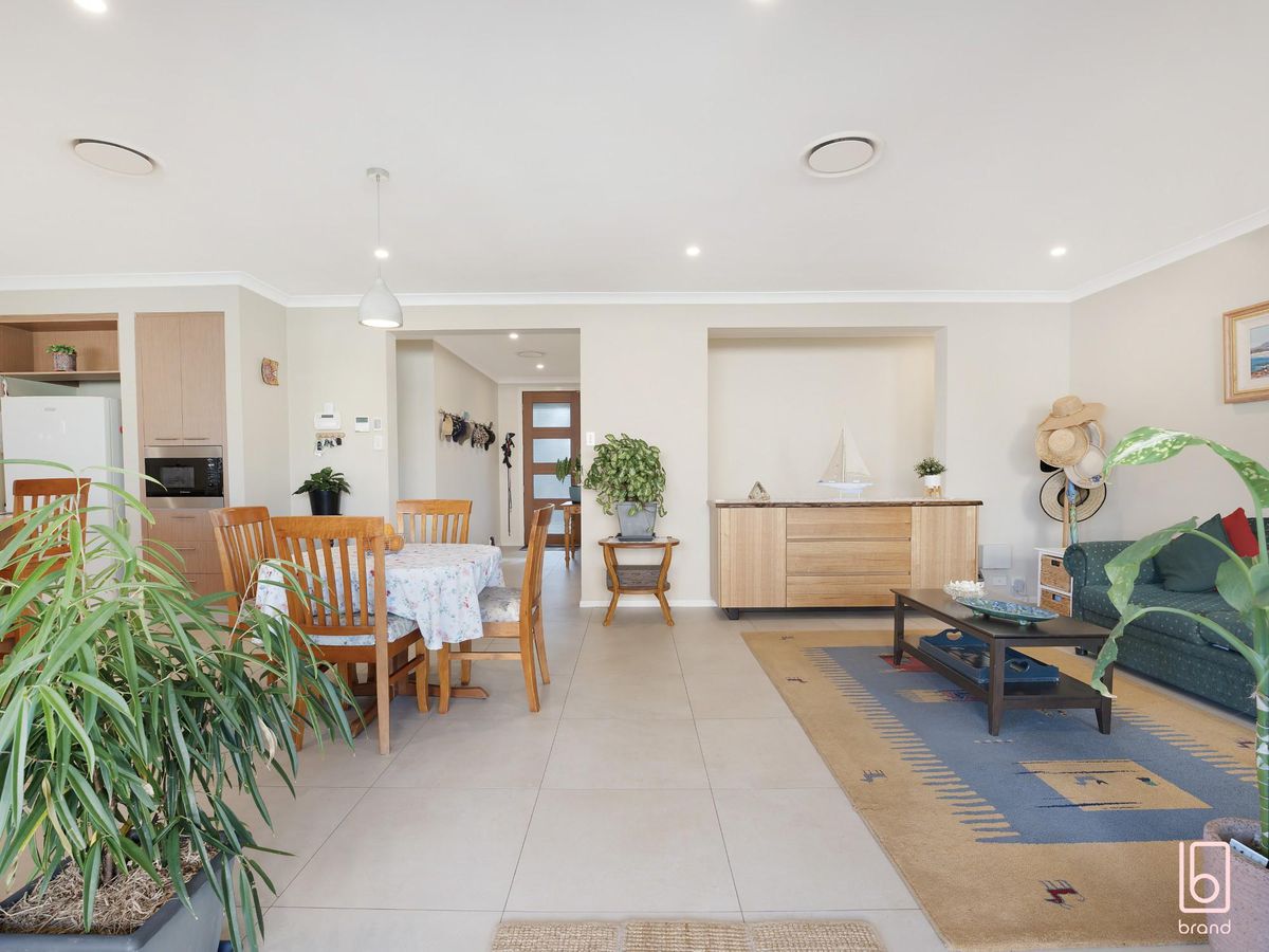 327 Warnervale Road, Hamlyn Terrace