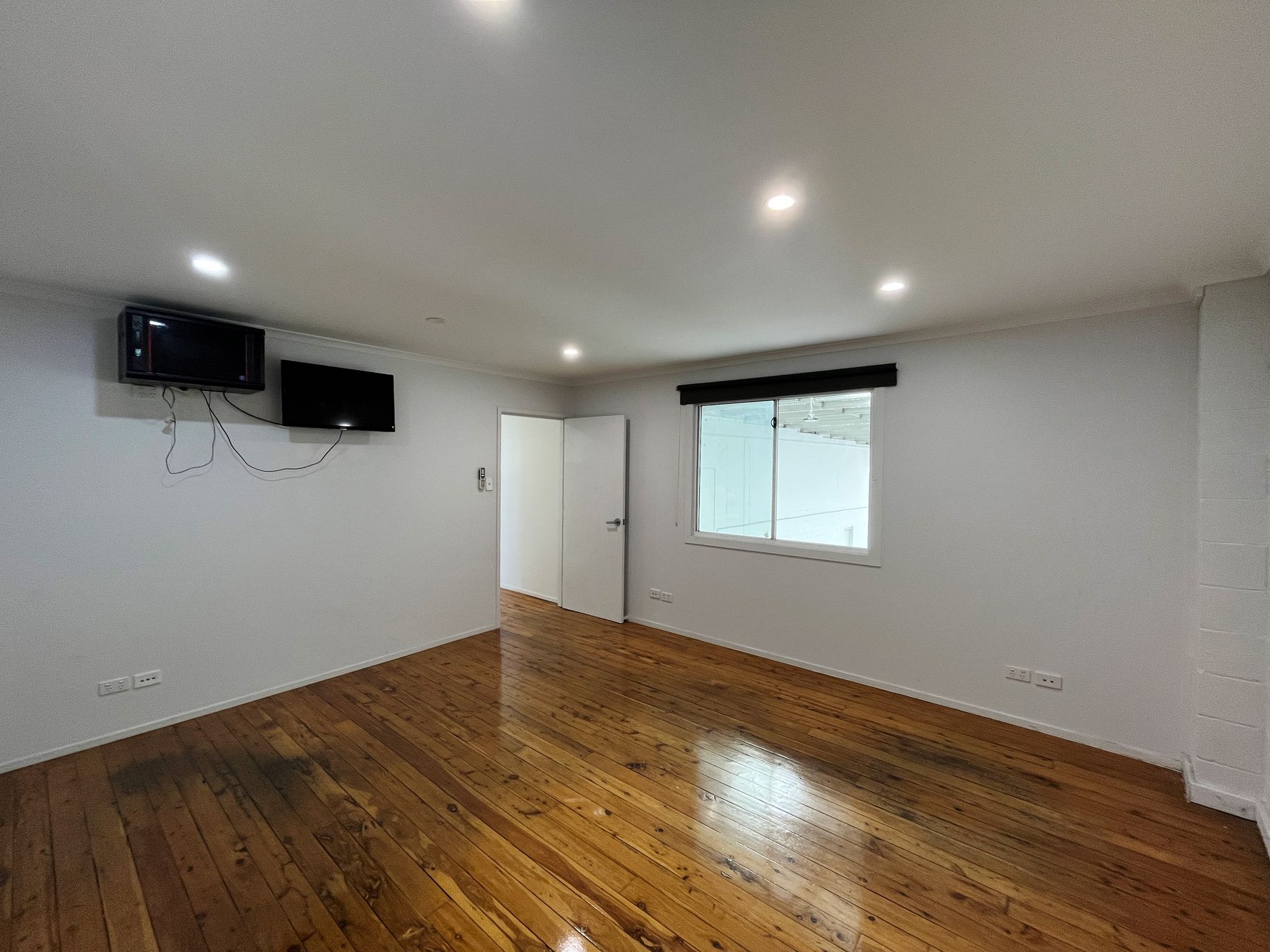 1 / 31 Ern Harley Drive, Burleigh Heads