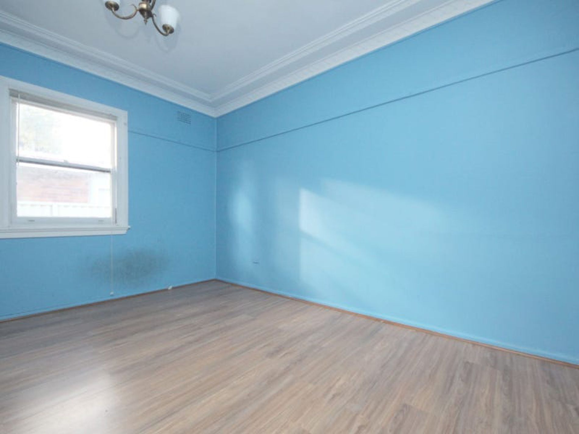 235 Henry Lawson Drive, Georges Hall