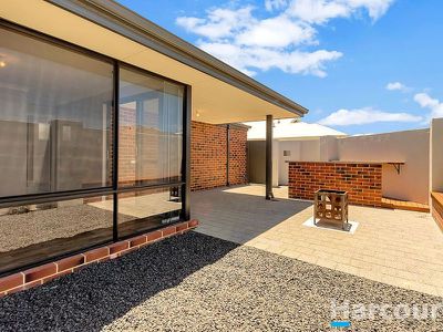 18 Trethowan Promenade, Alkimos