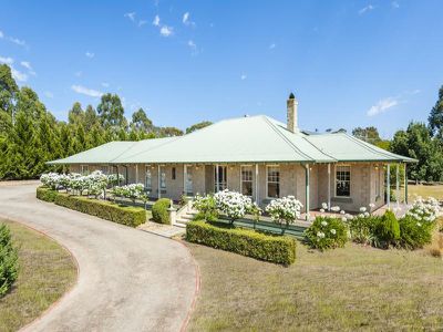 27 Moras Court, Gisborne