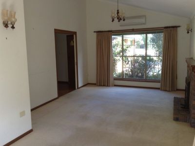 2 Koki Court, Mountain Creek