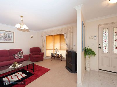 2 / 27 Justinian St, Palmyra