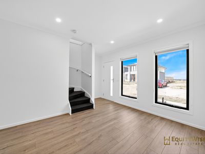 14 Attraction Way, Mambourin