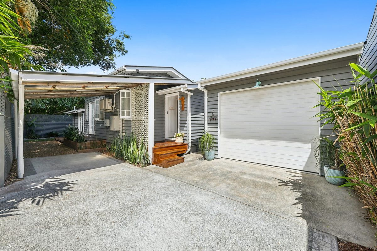 17 Station Street, Currumbin Waters