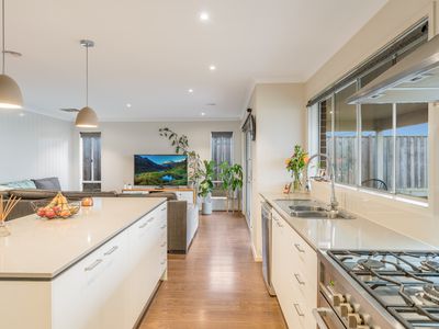 121 Hillclimb Drive, Leopold