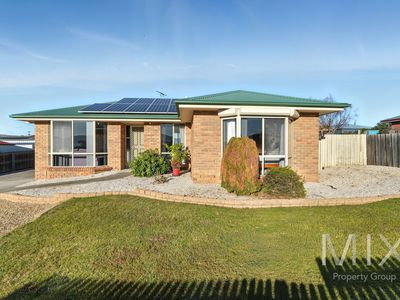 12 Melissa Street, Brighton