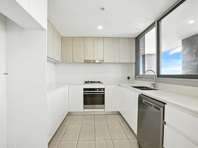 1502 / 5 Second Avenue, Blacktown
