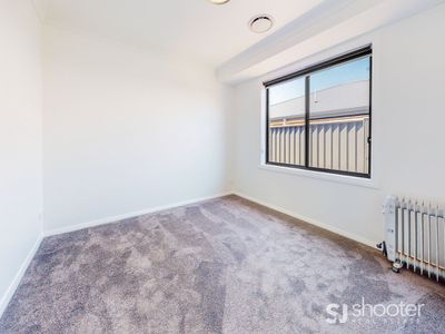 15 Bayou Avenue, Dubbo