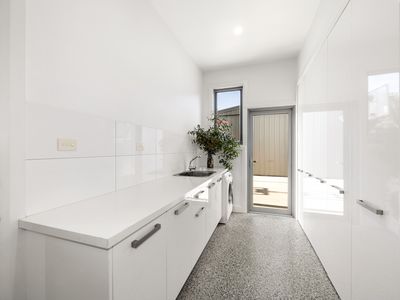 18 Cunninghame Street, Sale