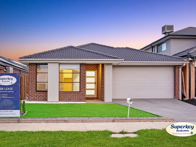 35 Surround Drive, Mambourin