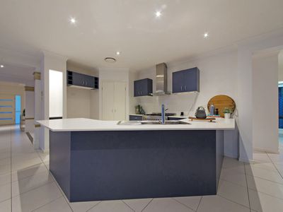7 Brush Box Place, Wakerley
