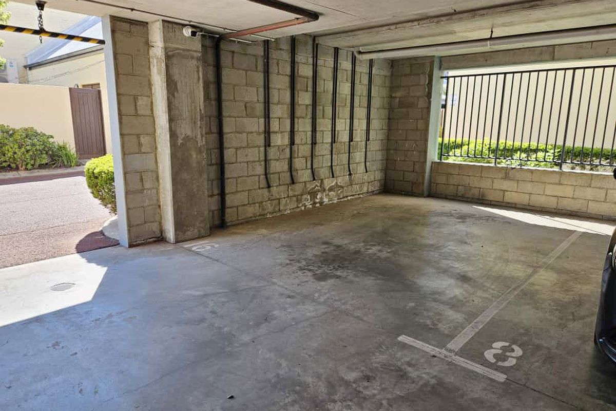 16 / 20 Pendal Lane, Perth