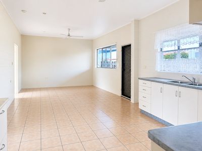 2 / 22 High Street, Walkerston