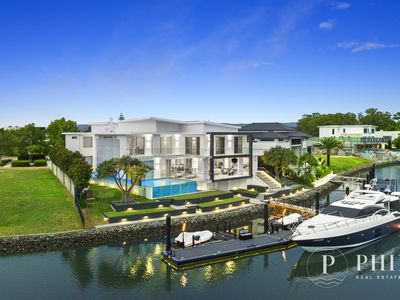 1037 Edgecliff Place, Sanctuary Cove