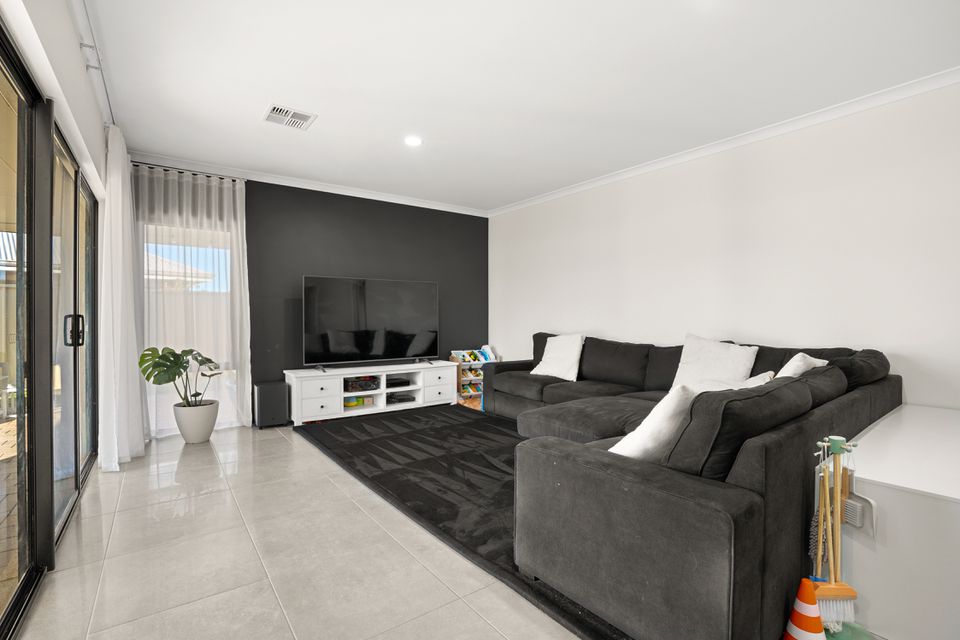 3 MIKADO RISE, Madora Bay