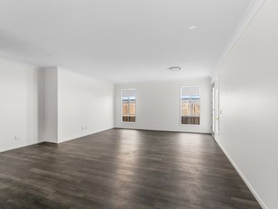 34 COOPER DRIVE, Collingwood Park