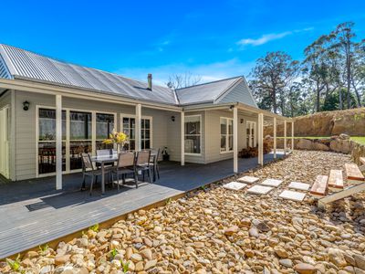 36 Mabel Crescent, Mount Macedon