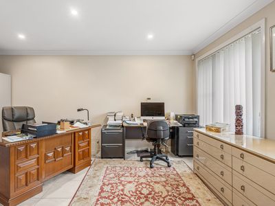 18 Goldenia Cl, Morisset