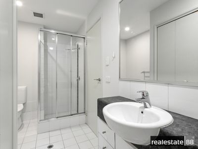 17  /  1142 Hay Street, West Perth