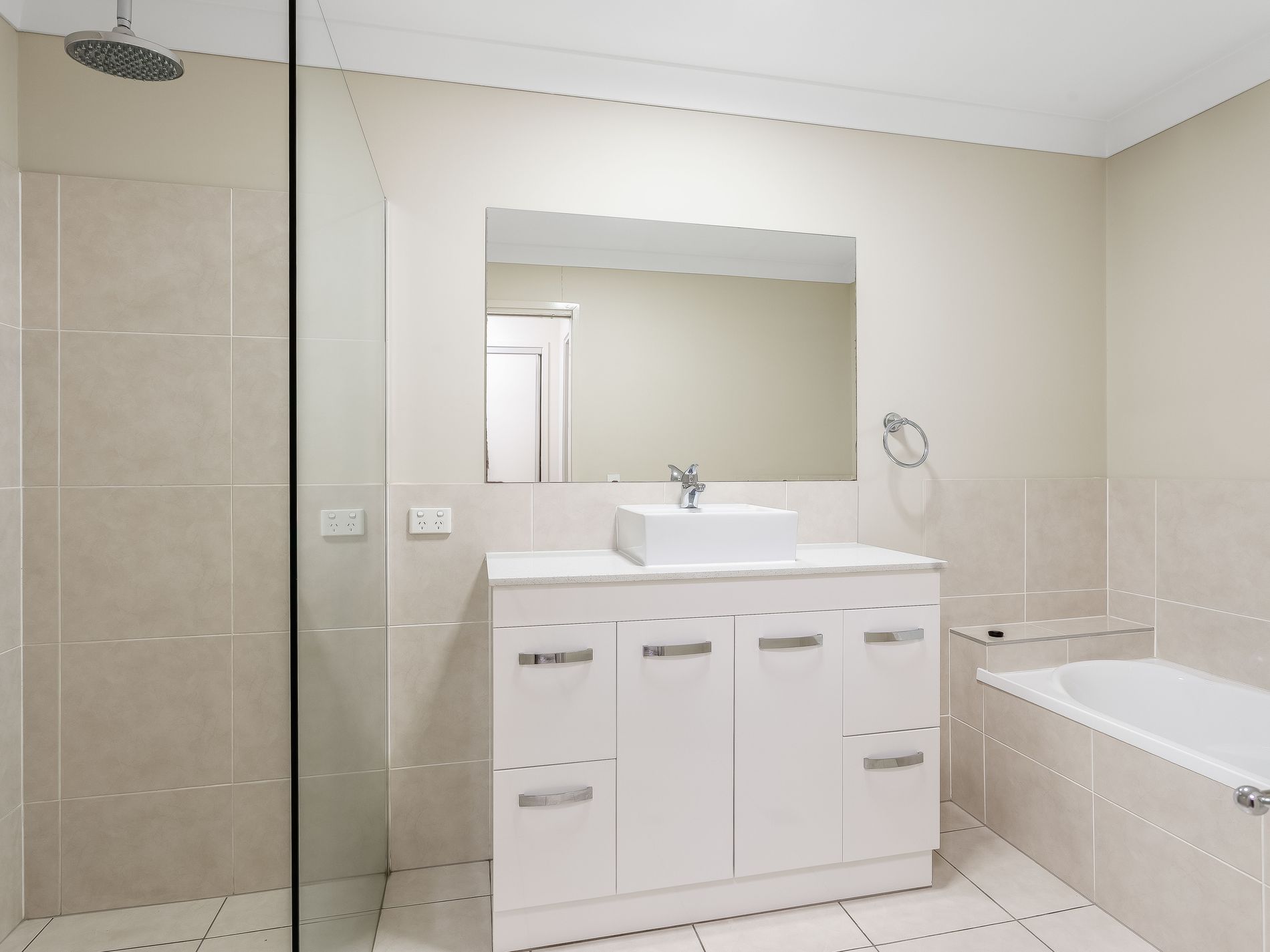 33 Zephyr Street, Griffin