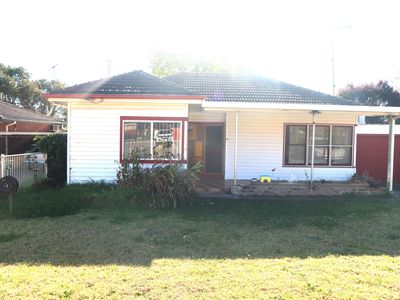 11 Lewis Street, Bradbury