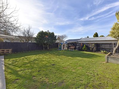 55 Solomon Avenue, Redwood