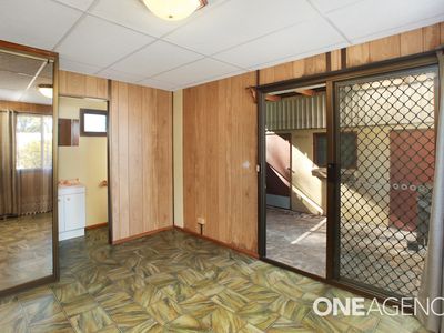 74 Weringa Avenue, Lake Heights