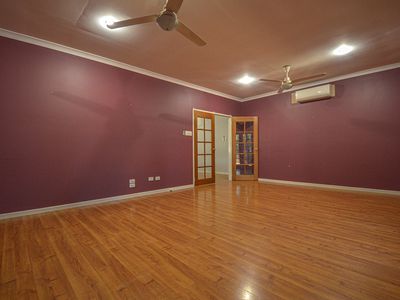 2 Cockatoo Court, South Hedland