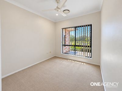 5 Bayley Court, Urraween