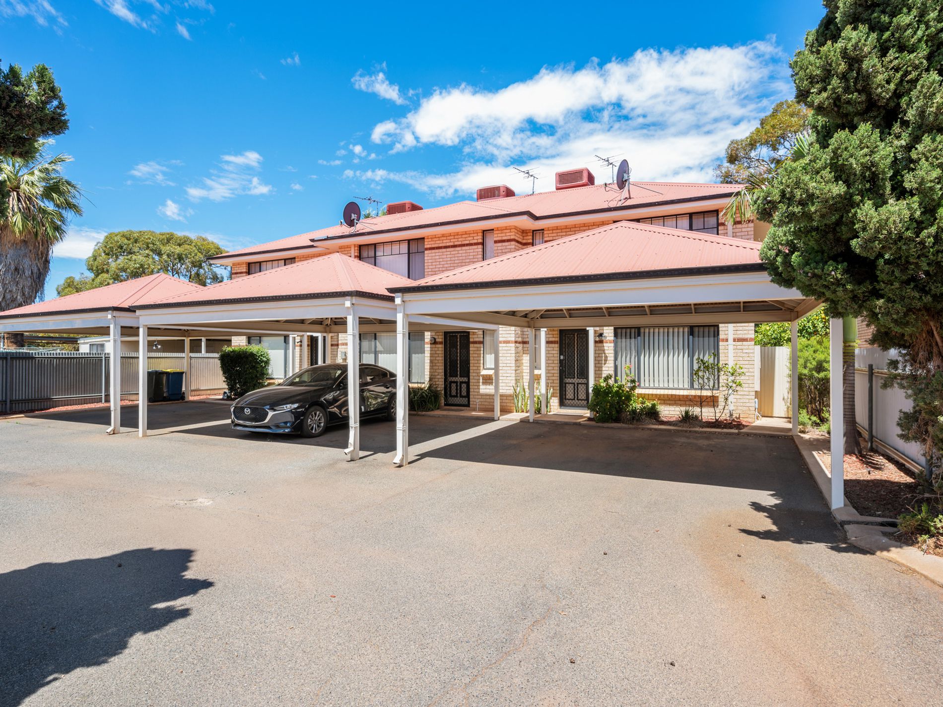 91C Bourke Street, Piccadilly