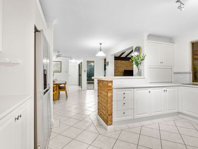 4 Parker Place, Winthrop