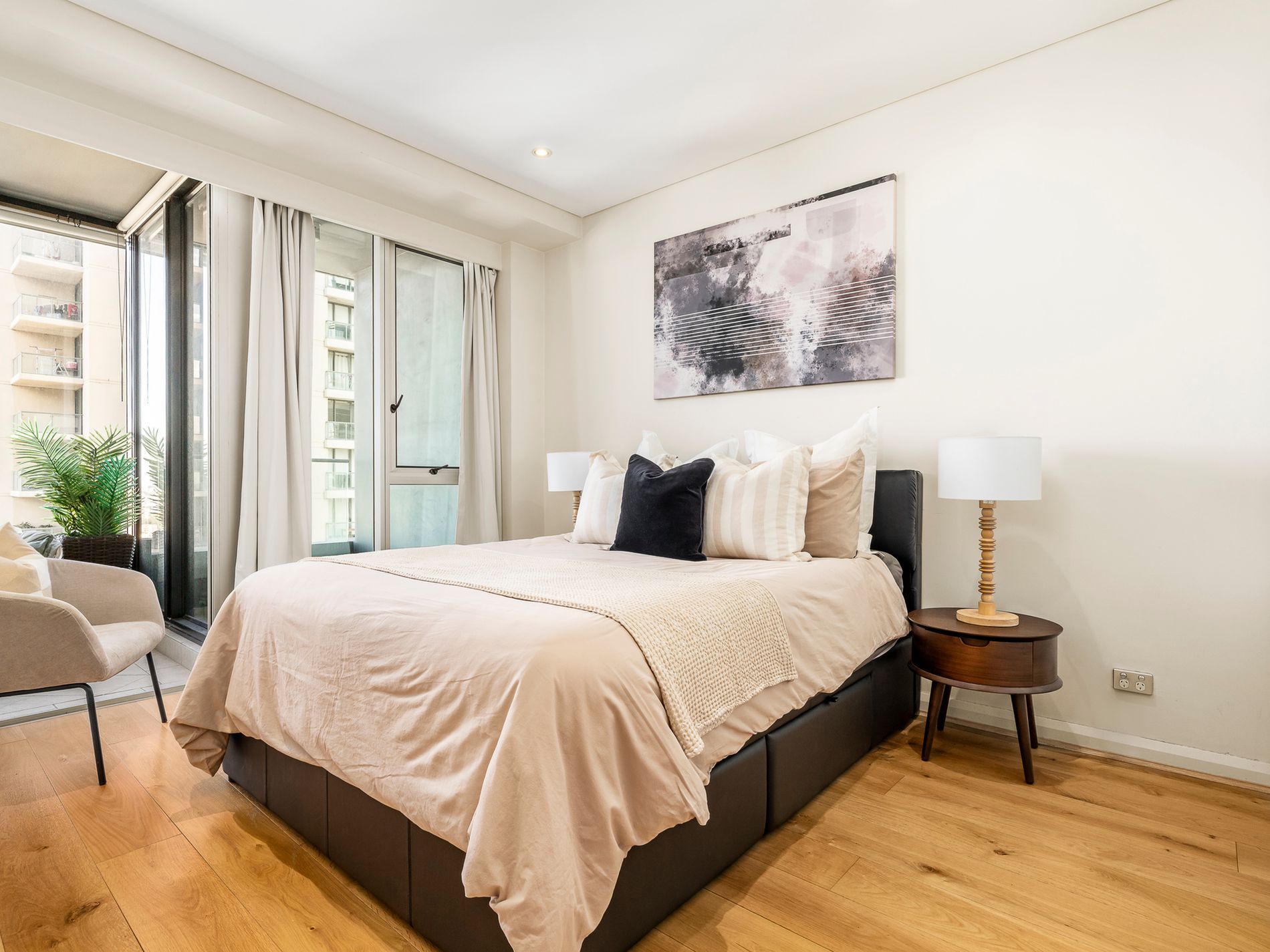 4302 / 93 Liverpool Street, Sydney