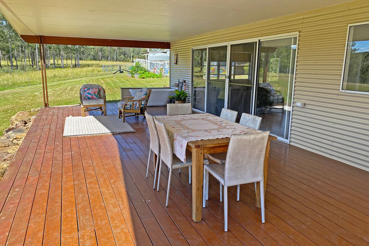 60 Koombala Close, Hillville