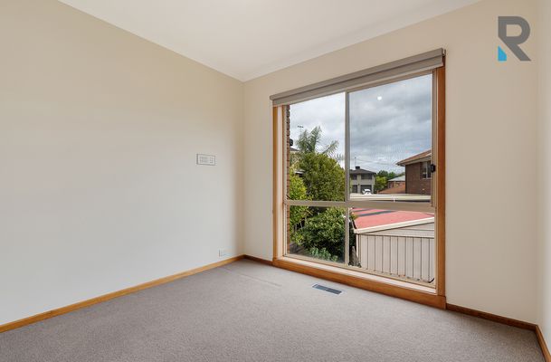 2 / 7 Hawick Court, Greenvale