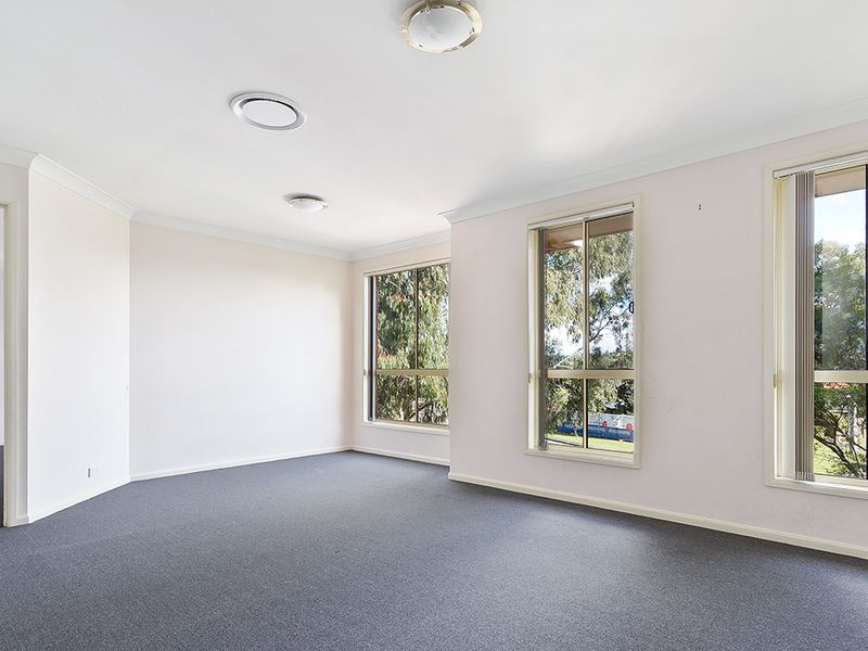 10 Rothwell Circuit, Glenwood