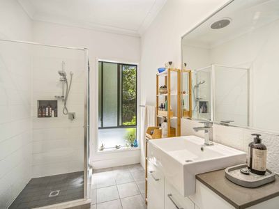 2 / 1A Yengarie Way, Ocean Shores