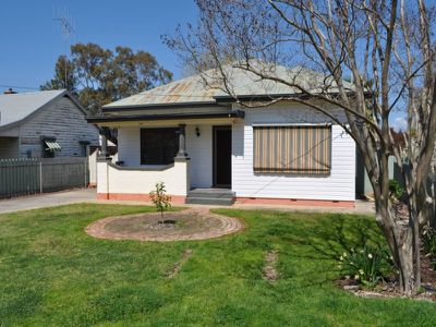 367 Bellevue Street, North Albury