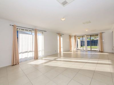 14 Callistemon Gardens , Baldivis