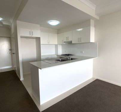 18 / 2-6 Fraser Street, Westmead