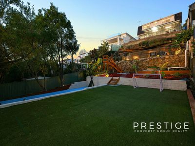 13 Gnarbo Avenue, Carss Park