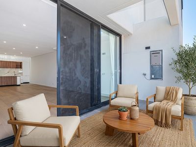 9 / 18 Webster Street, Nedlands