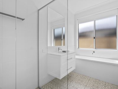 5 Hazell Cct, Victoria Point