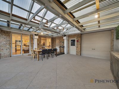 42 Plowman Court, Epping