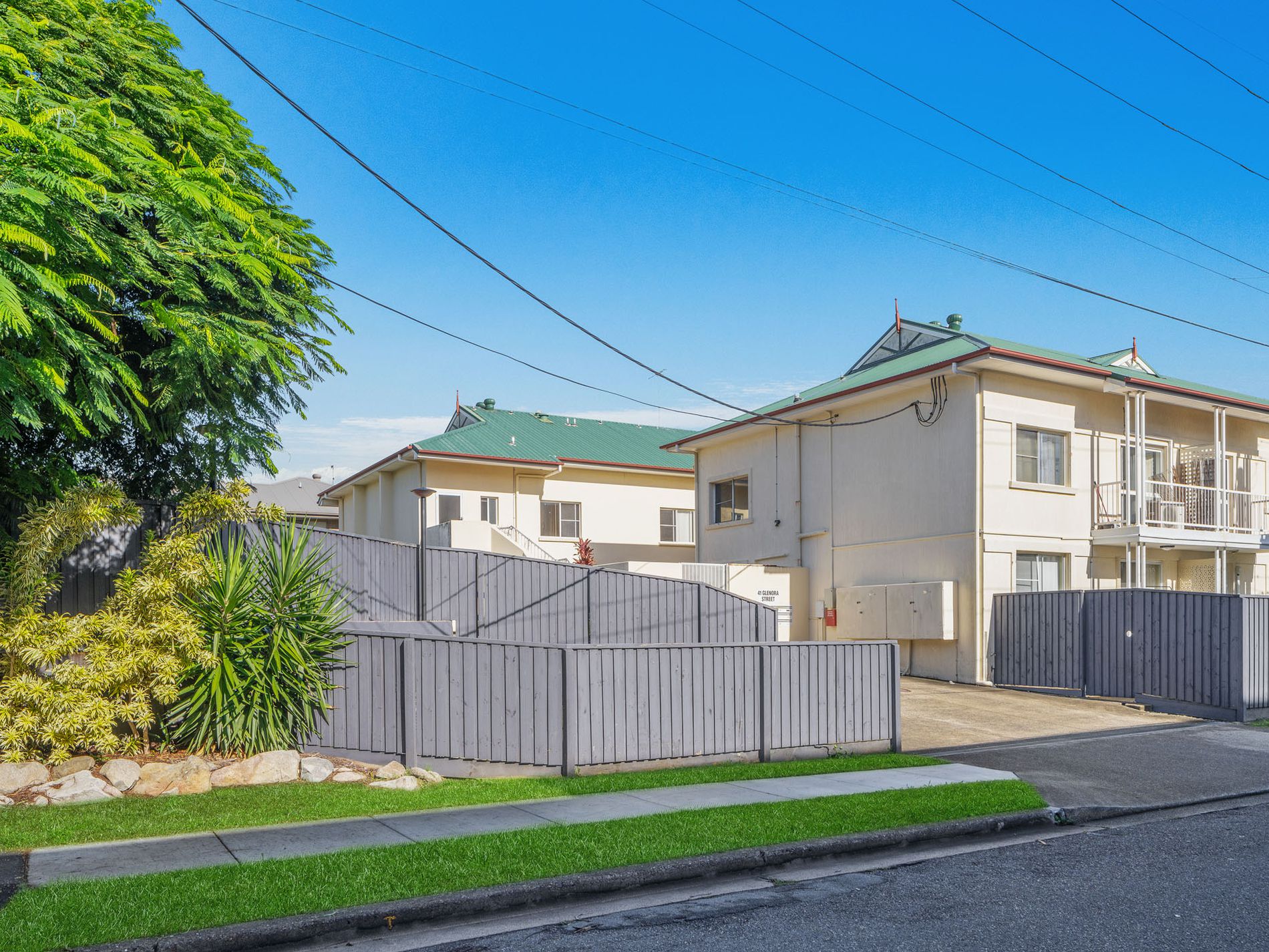 4 / 41 Glenora Street, Wynnum Sash & Gable Property