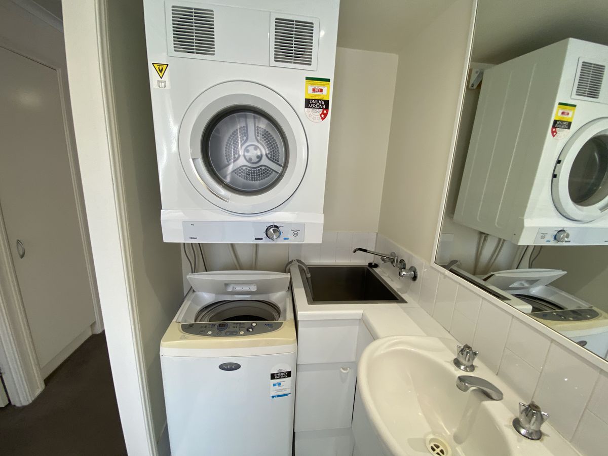 13 / 15 Clarence Road, Indooroopilly